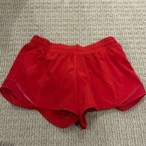 Lululemon Hotty Hot shorts - Red - 8 Tall